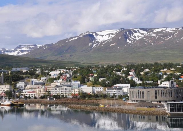 akureyri islandia negara teraman
