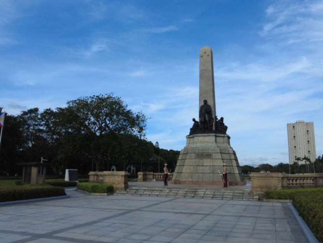 taman rizal tempat bersejarah filipina