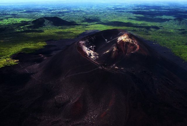 gunung berapi cerro negro