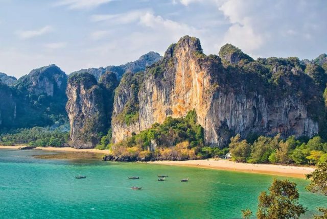 pulau indah terpencil thailand