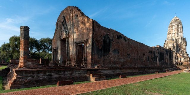 wat ratchaburana peninggalan kota tua ayutthaya