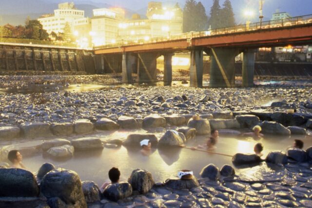 gero onsen sumber air panas jepang