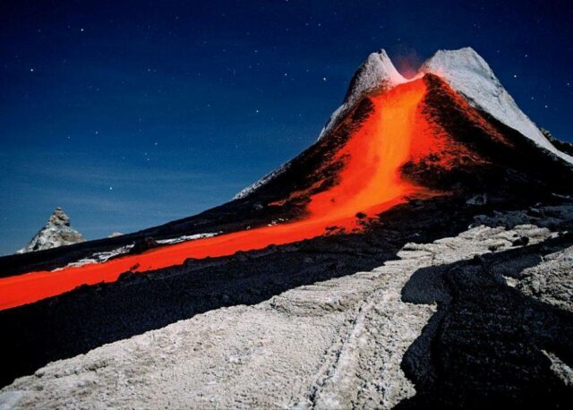 lava gunung ol doinyo lengai