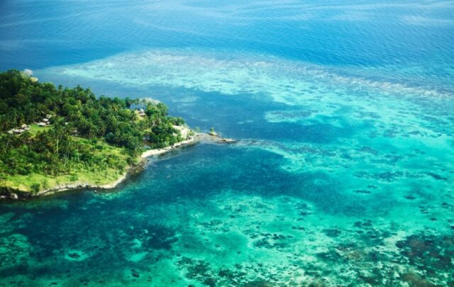 pantai indah di papua nugini