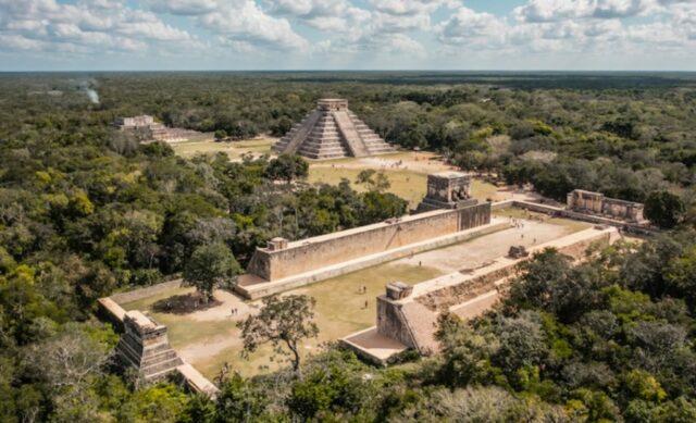 piramida el castillo di meksiko