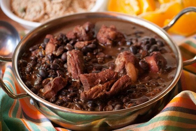 feijoada hidangan nasional brazil