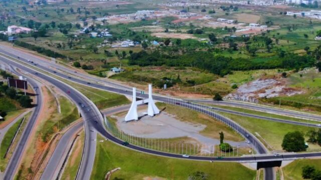 nigeria memindahkan ibu kota